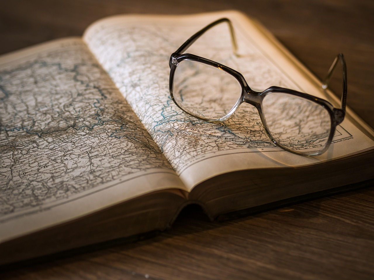 What readers should know before understanding visitor questions